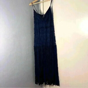 Willow & Clay Navy Lace Maxi Dress Women’s Medium great condition